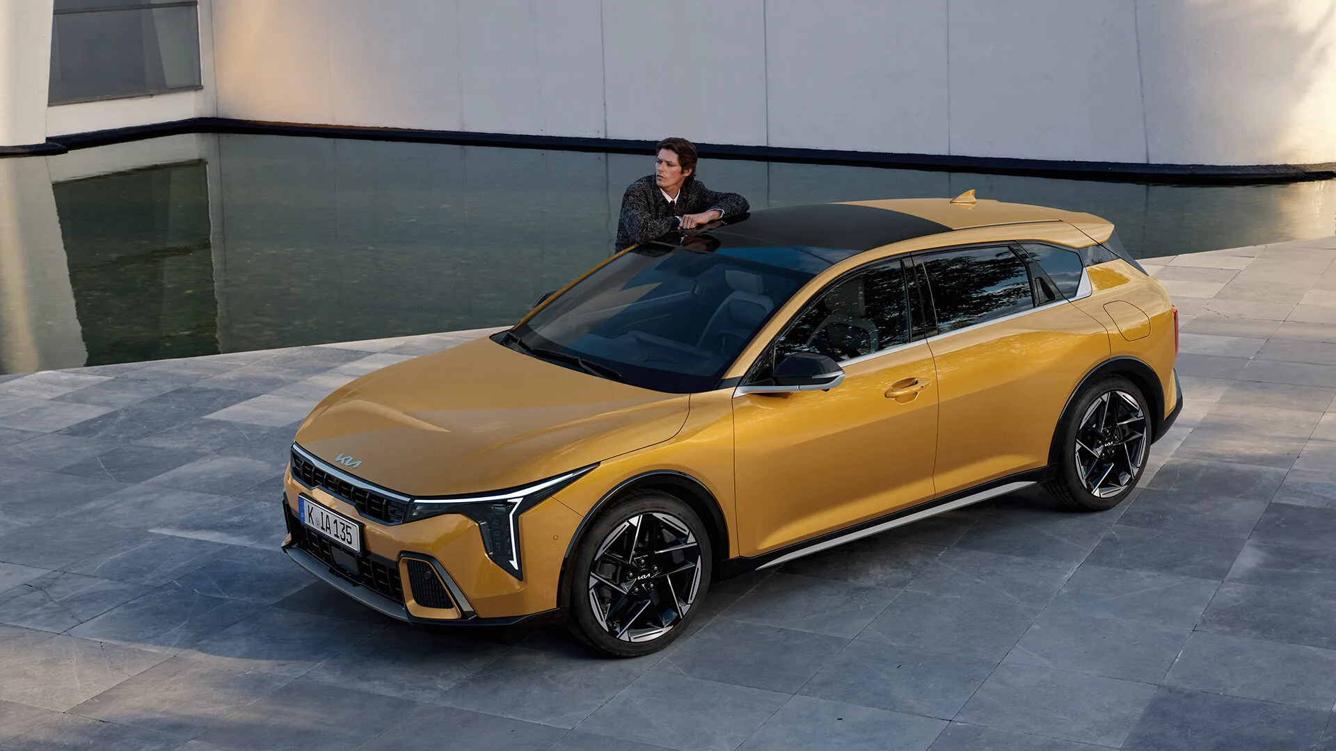 KIA K4
