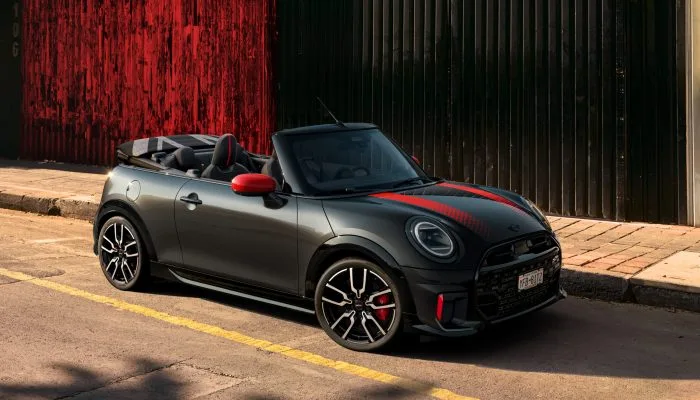 DI24_000231366_V2_C_Web-quality_sRGB_The-New-MINI-Cooper-(F67W)--