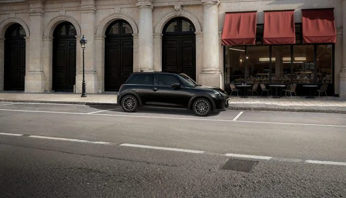 MINI_Cooper_F66_C_Side_v004.jpg